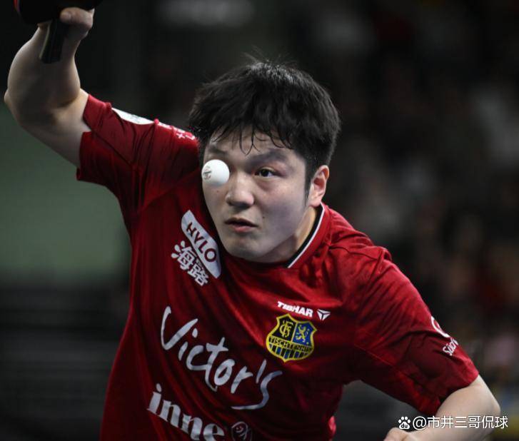 9游游戏官网 -国际比赛日体能课后；武汉三镇队长鼓劲备战德国杯；震撼外界；球队文化再被提及的简单介绍