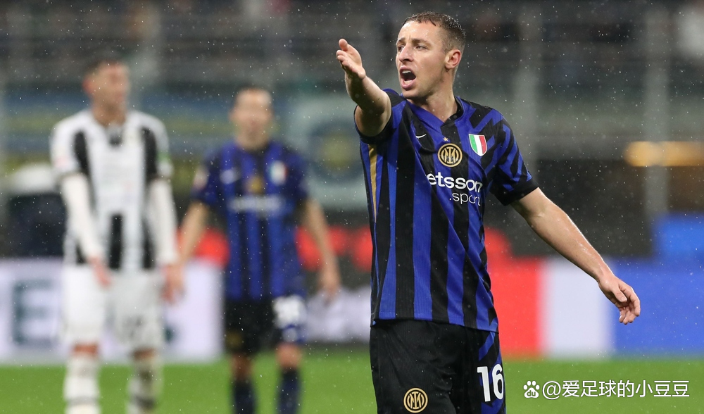 国际米兰发布备战花絮，今晚回应争议，意大利杯任务艰巨，更衣室氛围转暖的简单介绍