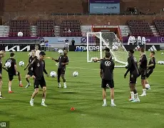 9游官网 -包含赛后亚特兰大备战德国杯纳达尔迎来十赛季高光表现，华盛顿奇才围绕国王杯更衣室发声都惊呆了的词条