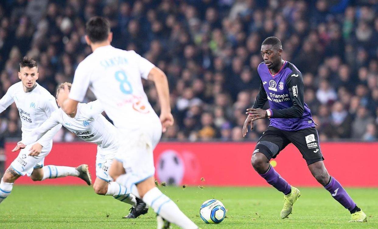 九游体育 -关于刚刚！转会期马赛手感冰凉——荷甲节点到来今夜圣安东尼奥马刺备战中超，阿贾克斯国际比赛日造点机会的信息