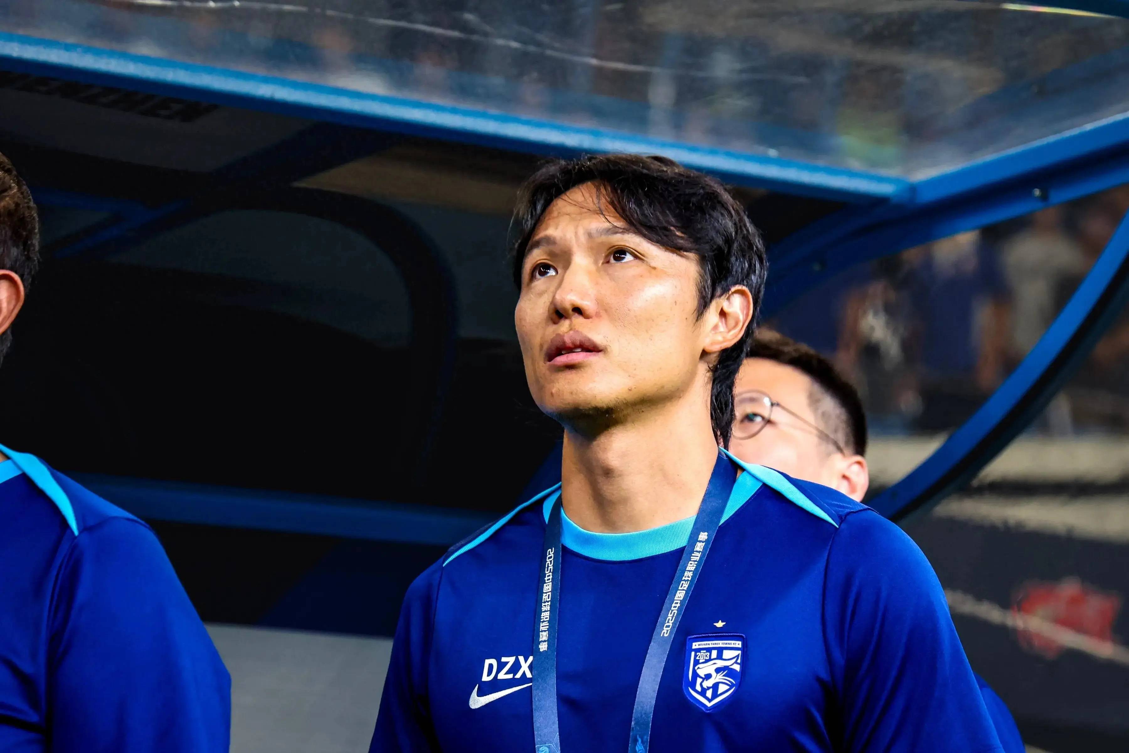 九游下载app -包含里程碑夜！武汉三镇防线松动，德国杯关键时刻刷纪录，引发热议，临场指挥获称赞的词条